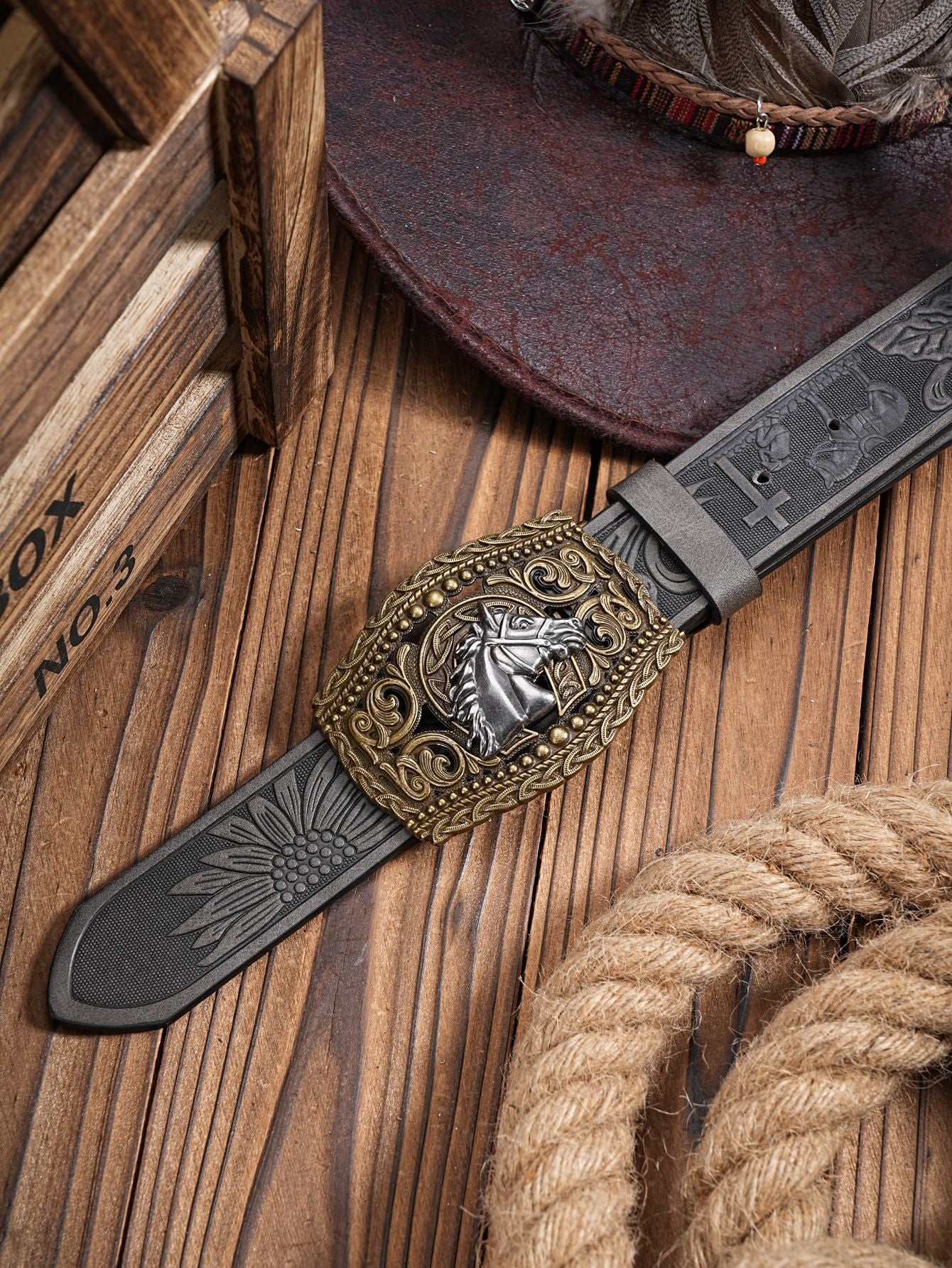 HORSE Carved Retro Western Denim Personality Belt Men