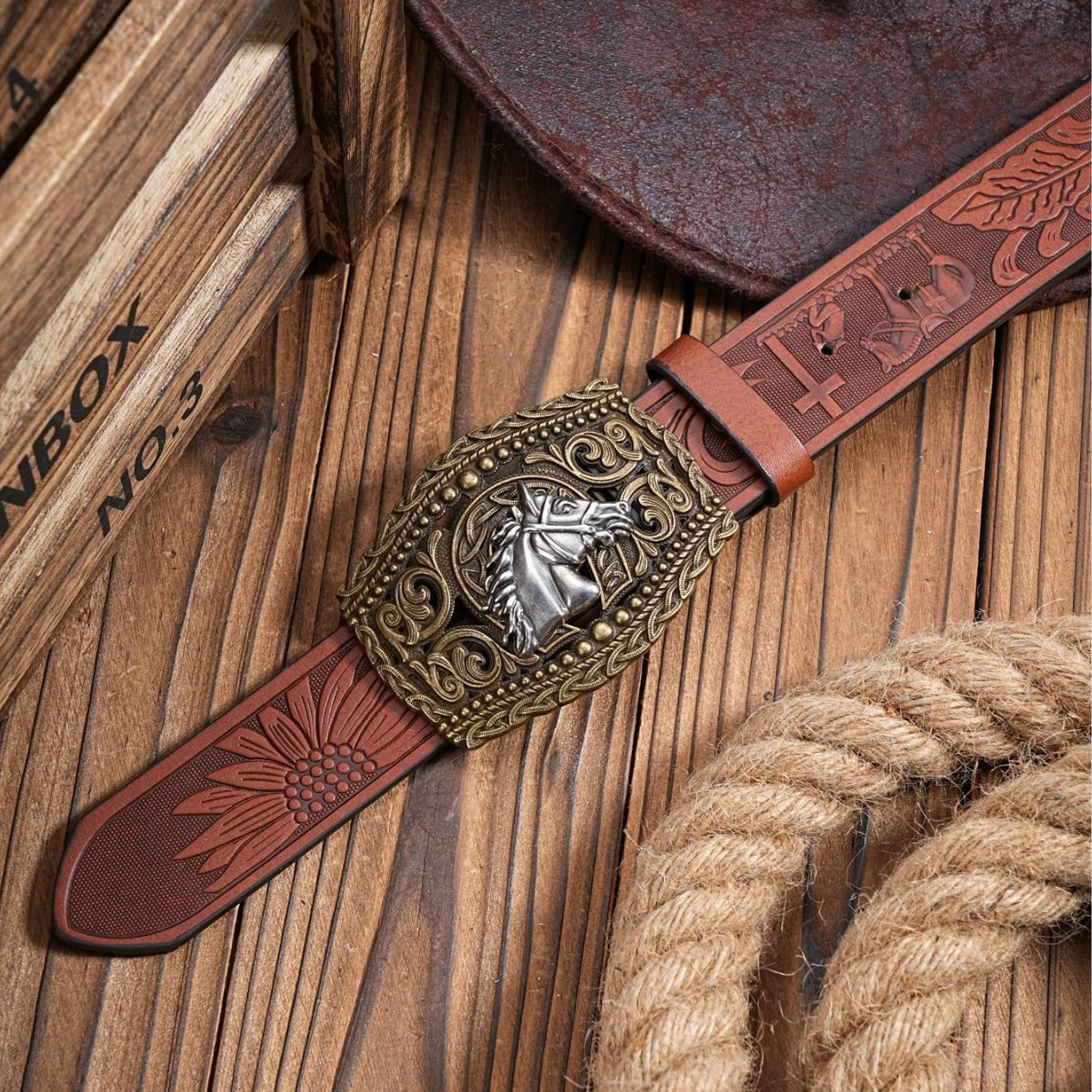 HORSE Carved Retro Western Denim Personality Belt Men