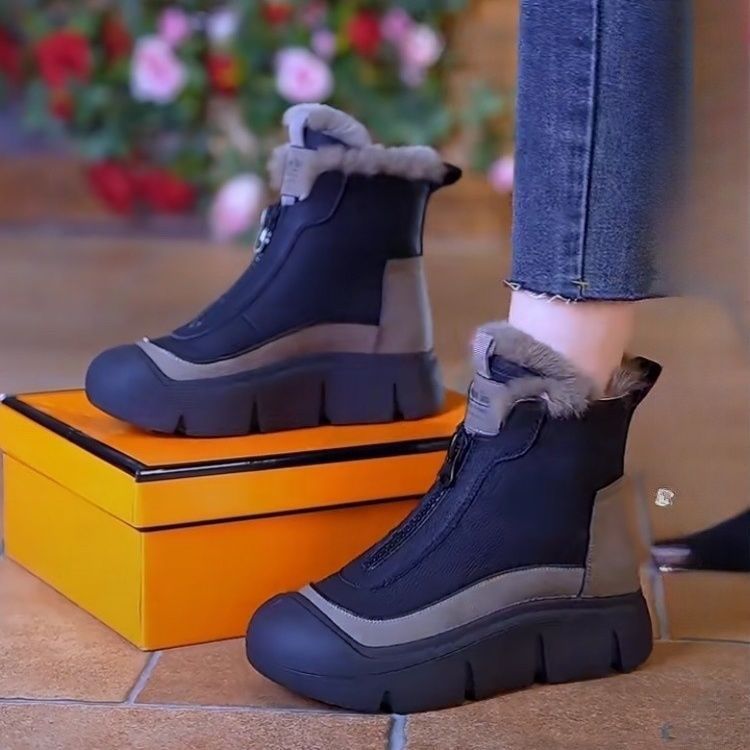 Stylish And Lightweight Soft Boots